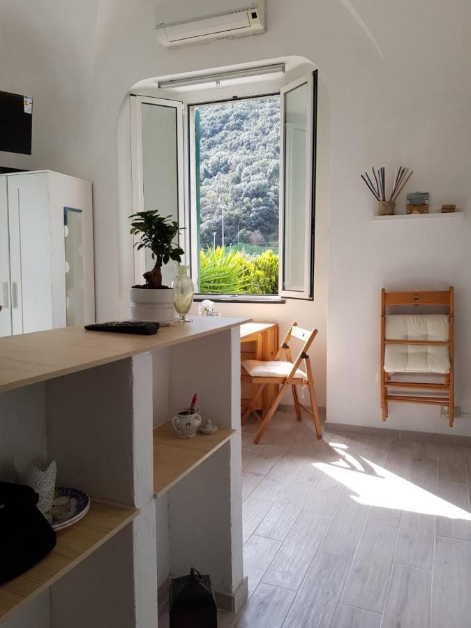 Mini Ca Del Borgo Leilighet Finale Ligure Eksteriør bilde